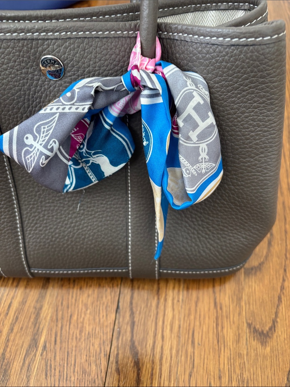 Hermes Gray Pebbled Leather Tote with Blue Accent Scarf - Picture 9 of 9